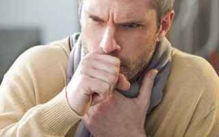 Medicina: tosse  sciroppo per la tosse  gola