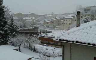 Maltempo: caos al Centro-Sud. In Abruzzo 200.000 senza elettricità, scuole chiuse ovunque