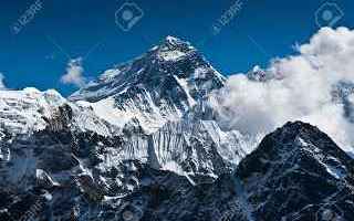 https://diggita.com/modules/auto_thumb/2017/02/08/1580243_12014599-Everest-Mountain-Peak-la-cima-del-mondo-8848-m--Archivio-Fotografico_thumb.jpg