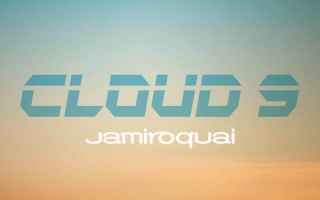 Musica: yes radio  jamiroquai  cloud 9