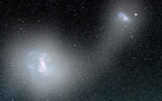 Astronomia: esa  gaia  nubi di magellano