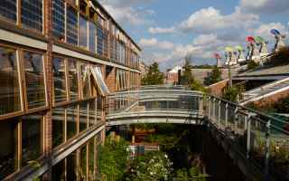 Architettura: acque  ecologici  energia  legno  natura  londra