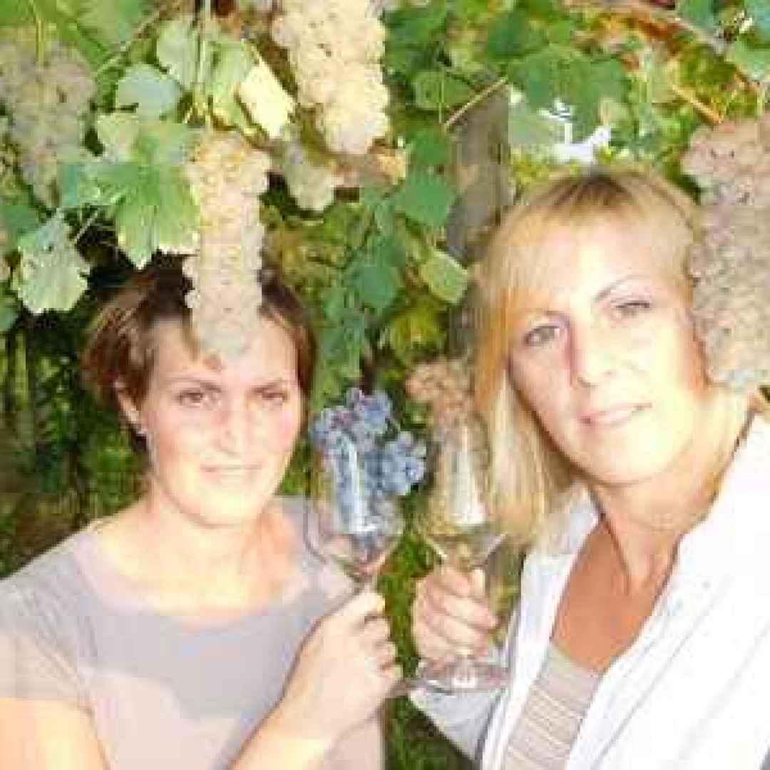 vino  vigna  donne  storia