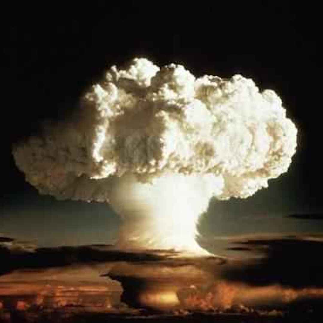 guerra  bomba atomica  nucleare