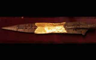 Storia: lancia di longino  reliquia  leggenda