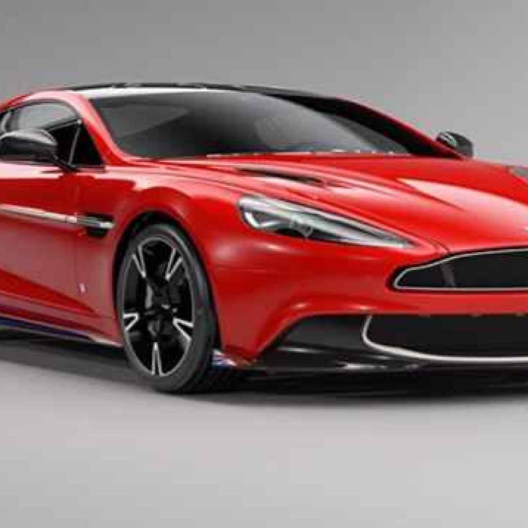 Aston Martin Vanquish V12 6.0, in edizione limitata in onore delle Frecce Rosse