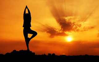 Salute: yoga salute e benessere saluto sole luna