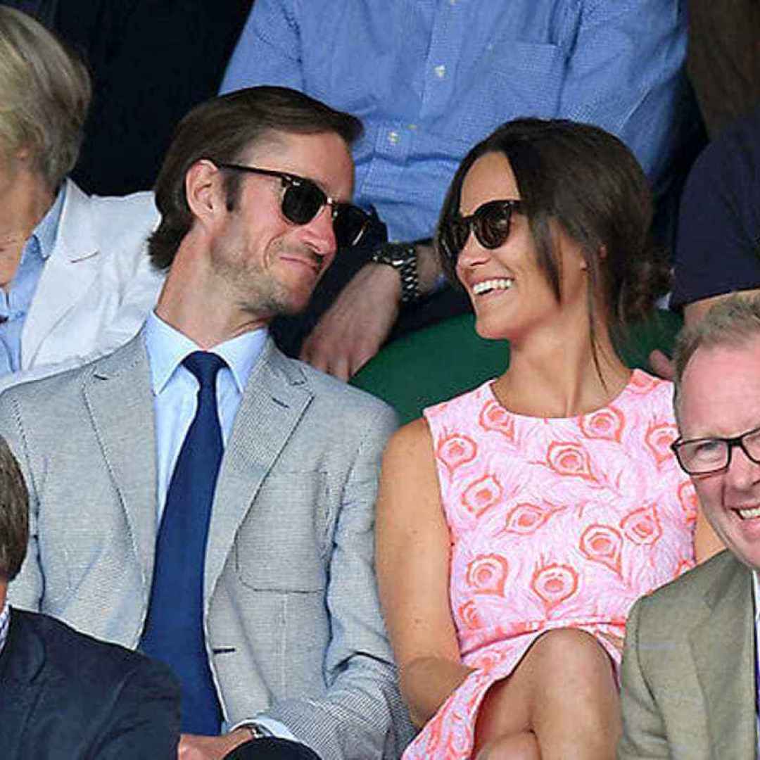 Ieri Pippa Middleton ha detto sì ha sposato il milionario James Matthews in una cerimonia da 300 mila euro
