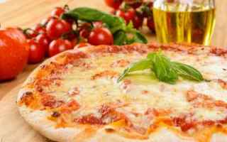 https://diggita.com/modules/auto_thumb/2017/05/22/1595719_pizza_margherita_senza_glutine_thumb.jpg