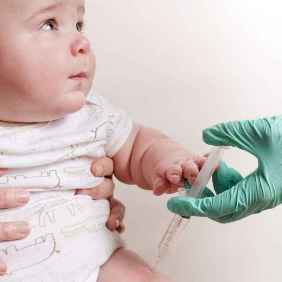 vaccini morbillo morte politica