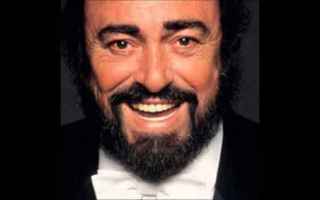 Musica: pavarotti rai  rai uno pavarotti