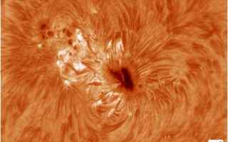 Astronomia: sole . tempesta  macchia solare