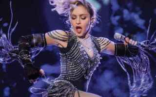 https://diggita.com/modules/auto_thumb/2017/09/06/1606935_Rebel-Heart-Tour-Madonna-696x373_thumb.jpg