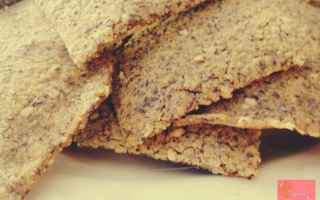 Favolosi crackers senza glutine da preparare a casa come alternativa ai crackers industriali