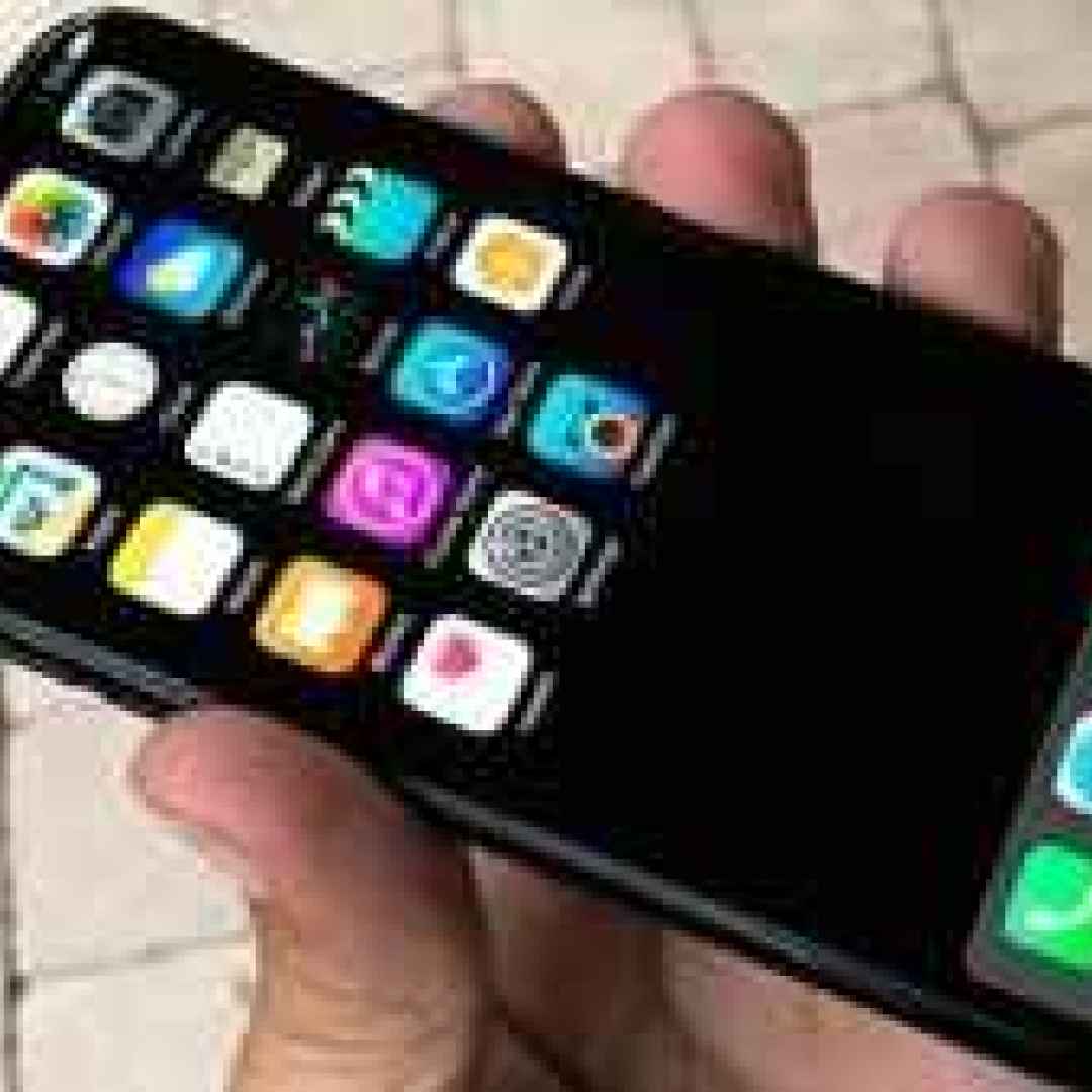 Grazie al nuovo iPhone, Apple potrebbe diventare la prima società al mondo con 1.000 MLD di capitalizzazione