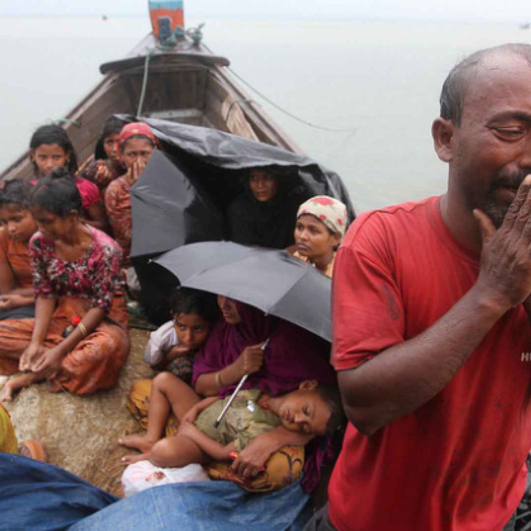 Quando a perseguitare sono i pacifici buddisti: la strage dei rohingya in Birmania e il silenzio di San Suu Kyi