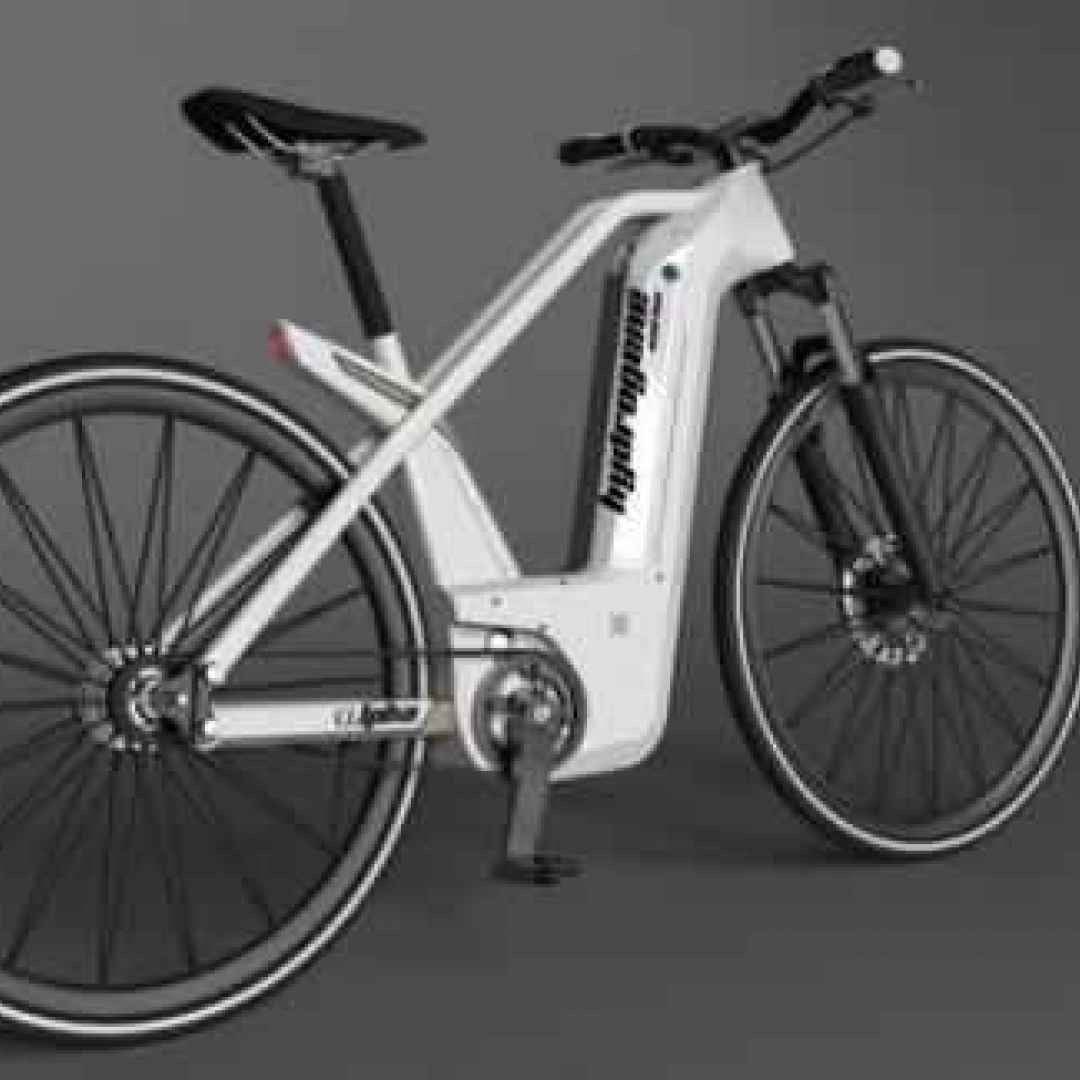 e-bike Alpha, arriva la prima bici elettrica a pedalata assistita mossa a idrogeno