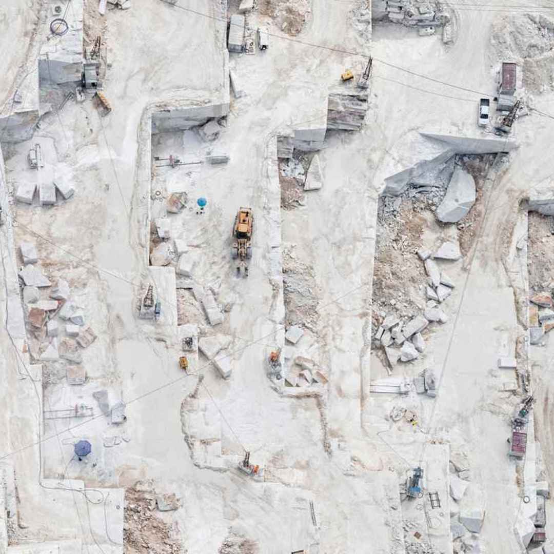 fotografia  fotografia aerea  carrara  cave di carrara  marmo di carrara