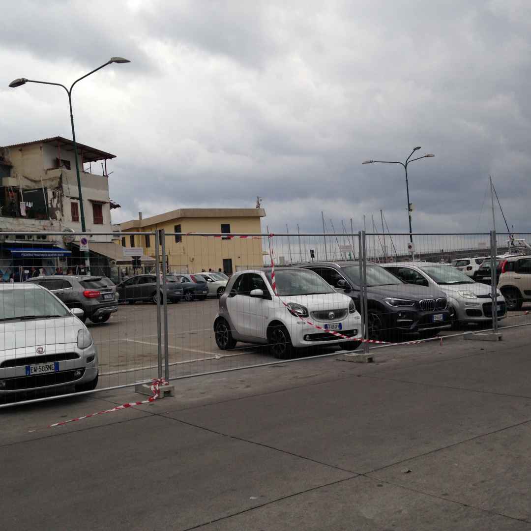 torre del greco  parcheggio