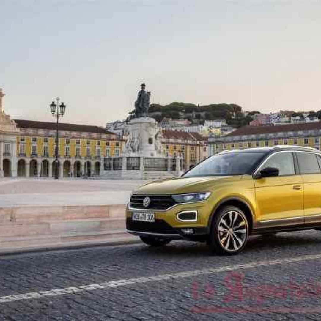 Volkswagen T-Roc SUV  coupè-sportivo dalle grandi prestazioni e confort