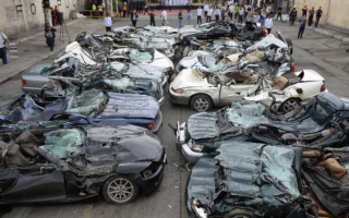 dal Mondo: auto  demolite
