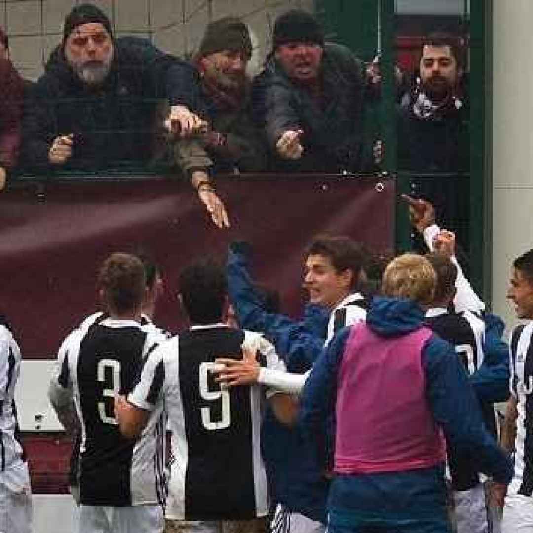 Juventus-Torino Primavera con offesa: giocatore mostra dito medio ai tifosi granata