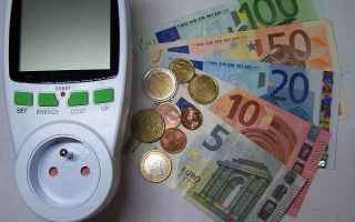 35 euro da pagare in bolletta: la bufala energia elettrica su WhatsApp