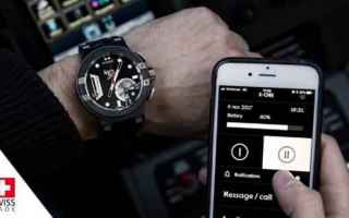 Gadget: smartwatch ibrido  movimento meccanico