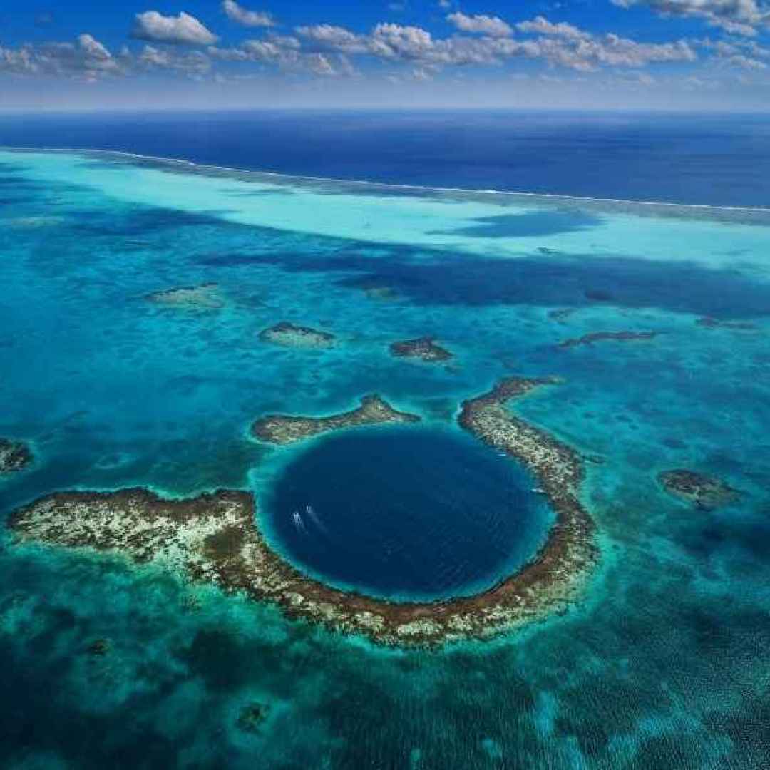 great blue hole  cousteau  blue holes