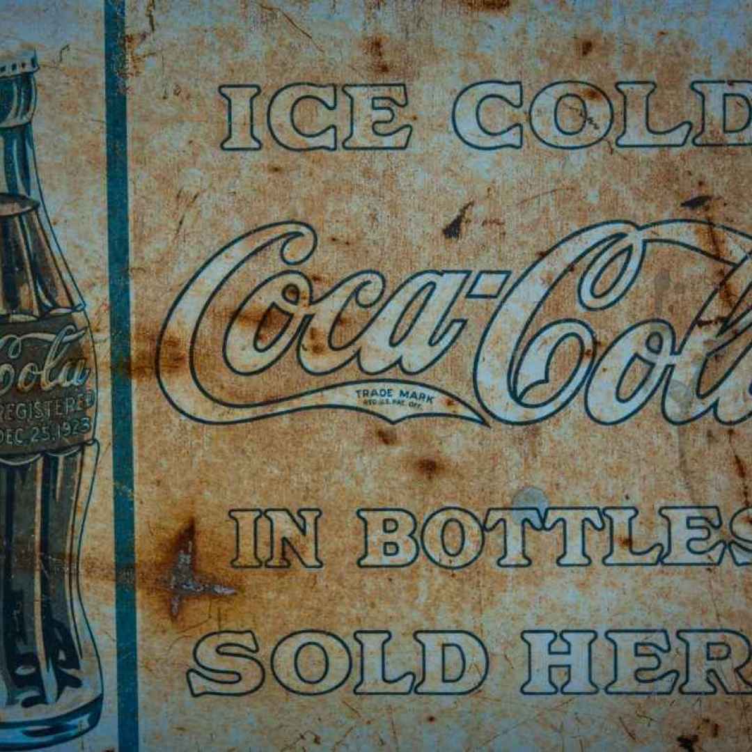 Storia della Coca Cola, la bibita del secolo