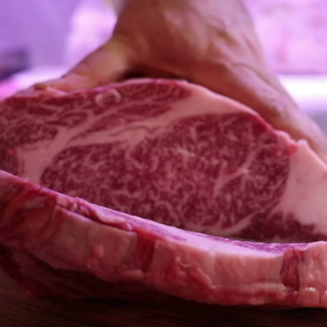 Il Kobe la bistecca più cara al mondo - VIDEO