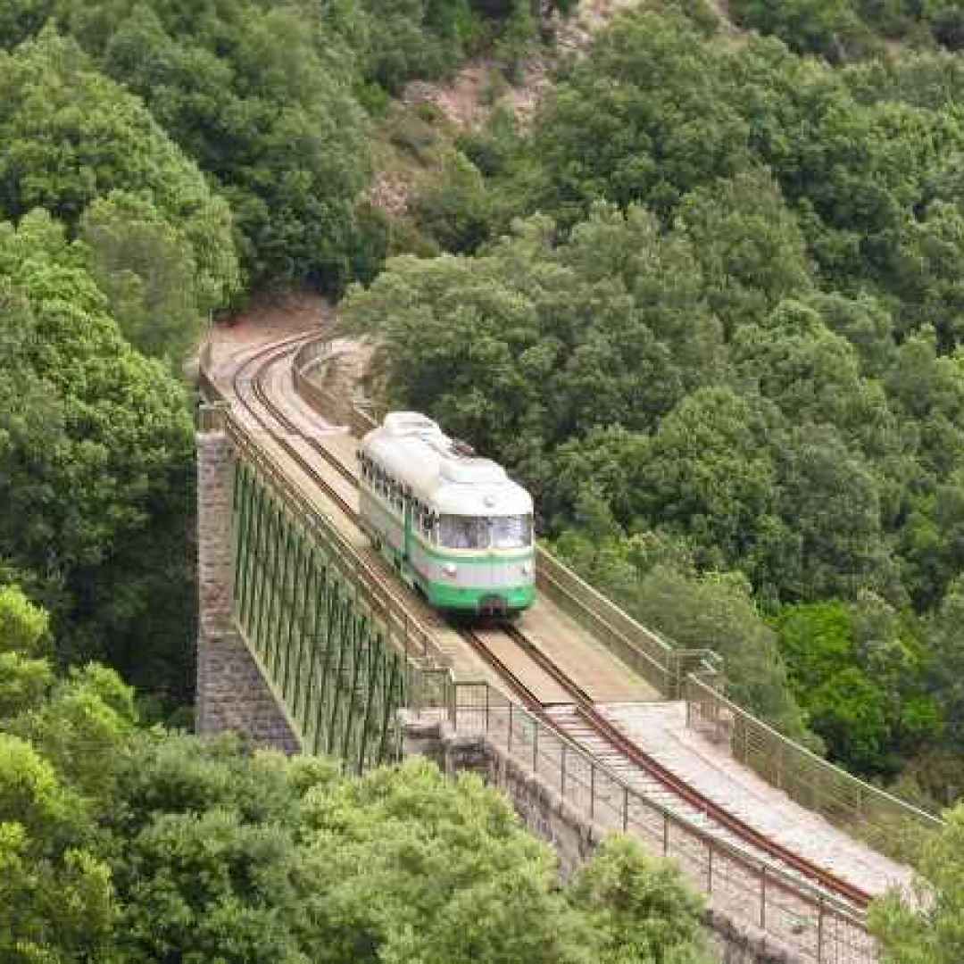ferrovia  italia  sardegna  turismo  news