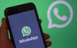 WhatsApp: arriva la funzione per bloccare gli inviti ai gruppi, ma anche un bug alle notifiche