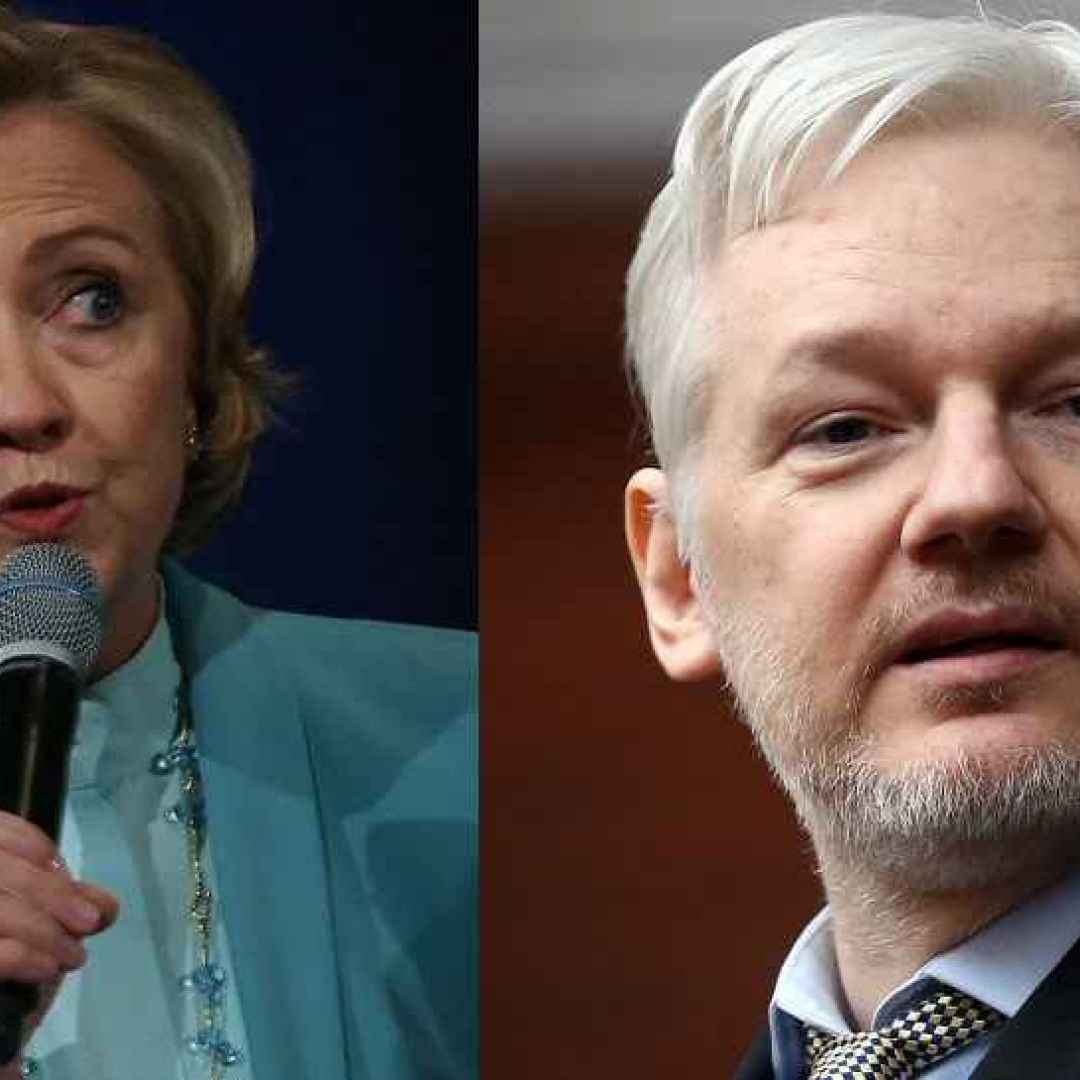 julian assange  wikileaks  ecuador