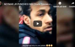 Un tifoso provoca Neymar e lui reagisce con un pugno - VIDEO