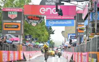 Nella cronometro da Riccione a San Marino, Roglic conferma di essere il favorito del Giro dItalia, v