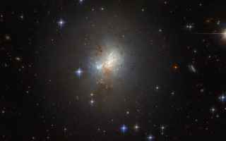 Astronomia: galassie nane  buchi neri supermassicci
