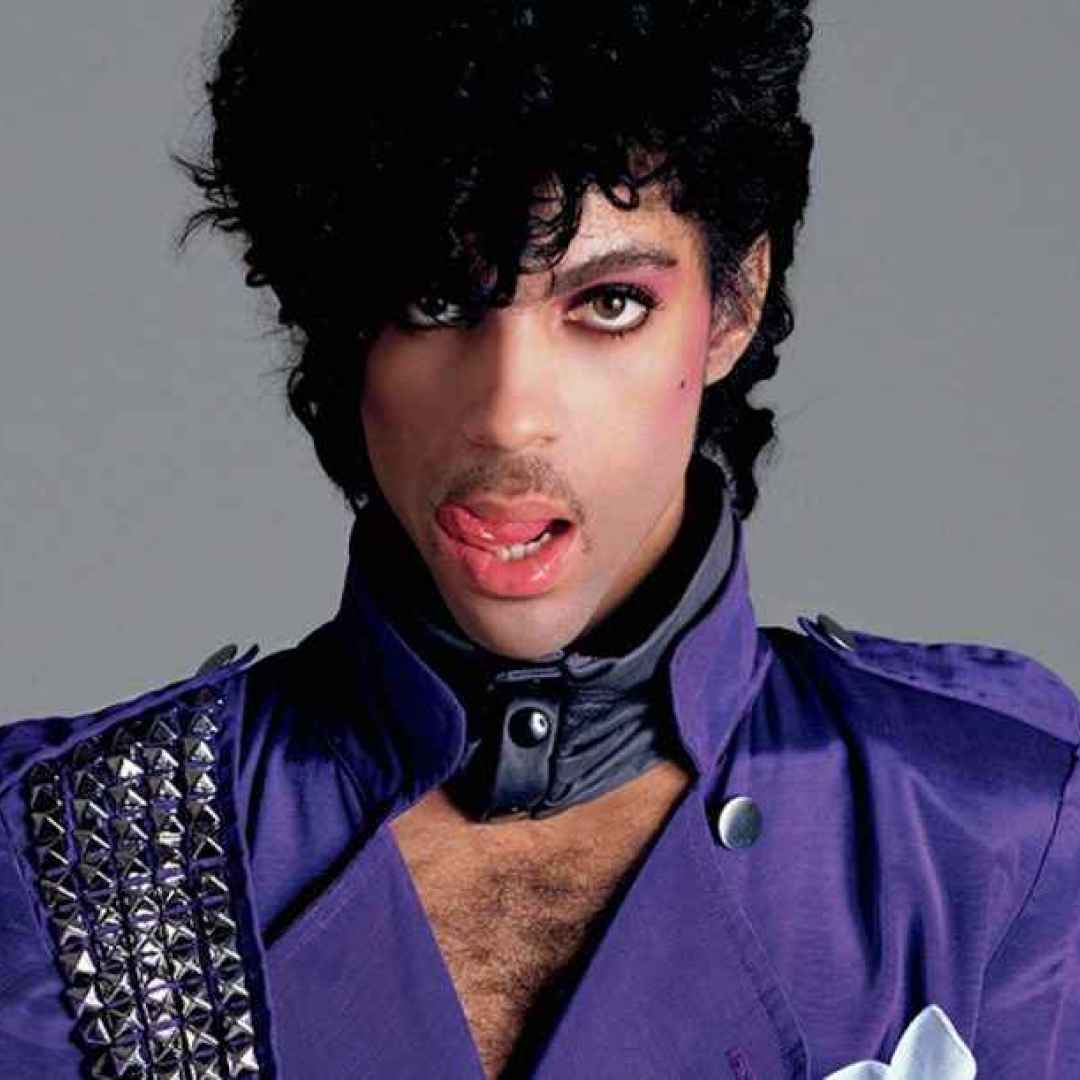 Prince: la vita, gli eccessi e la morte misteriosa di un grande artista