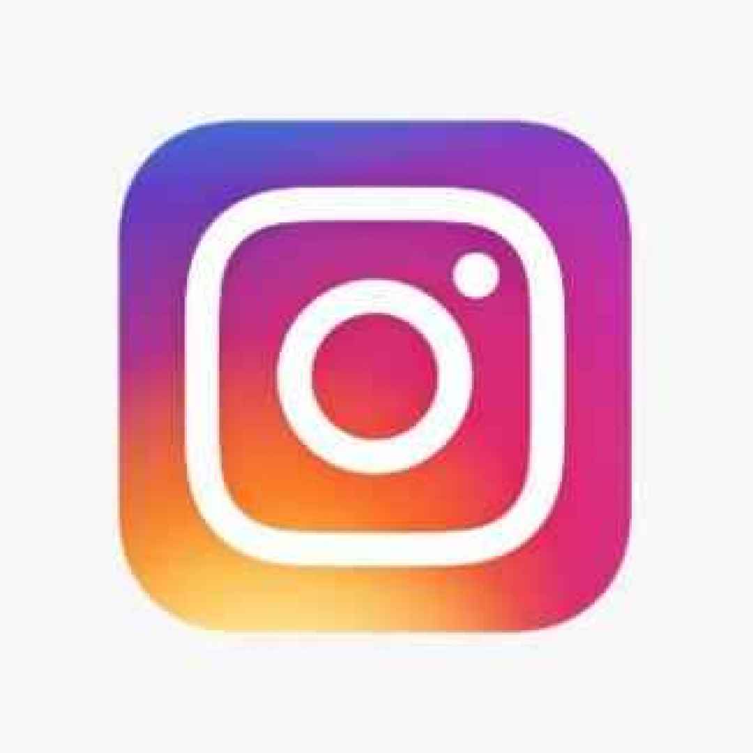 Instagram news: la fotocamera in-app conserva per 7 giorni foto e video utili per le Storie