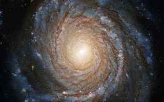 Astronomia: hubble  buchi neri supermassicci