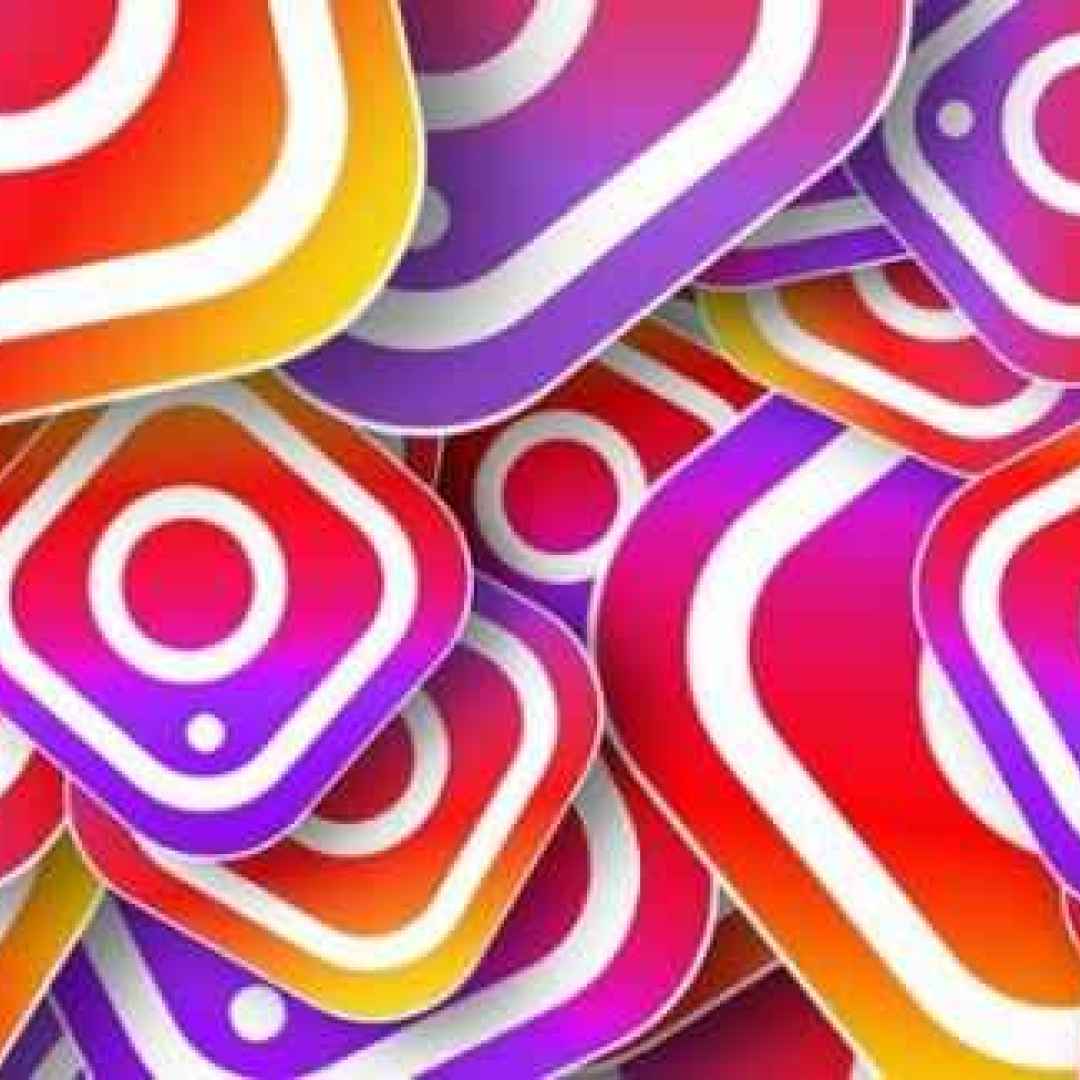 Instagram news: segnalati altri down, compromessi dati degli utenti