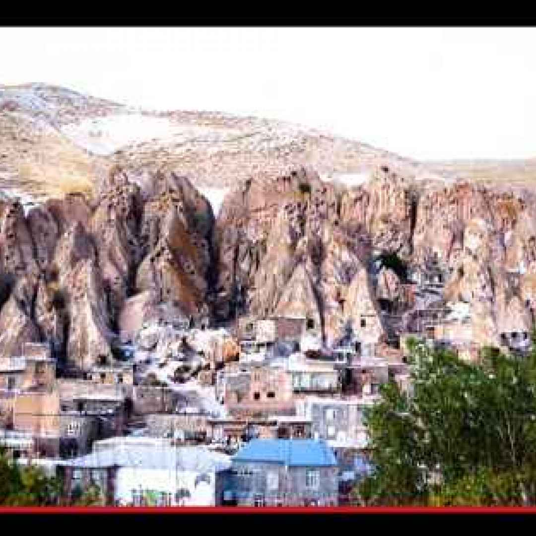 I villaggi iraniani scavati nel tufo di un antico vulcano