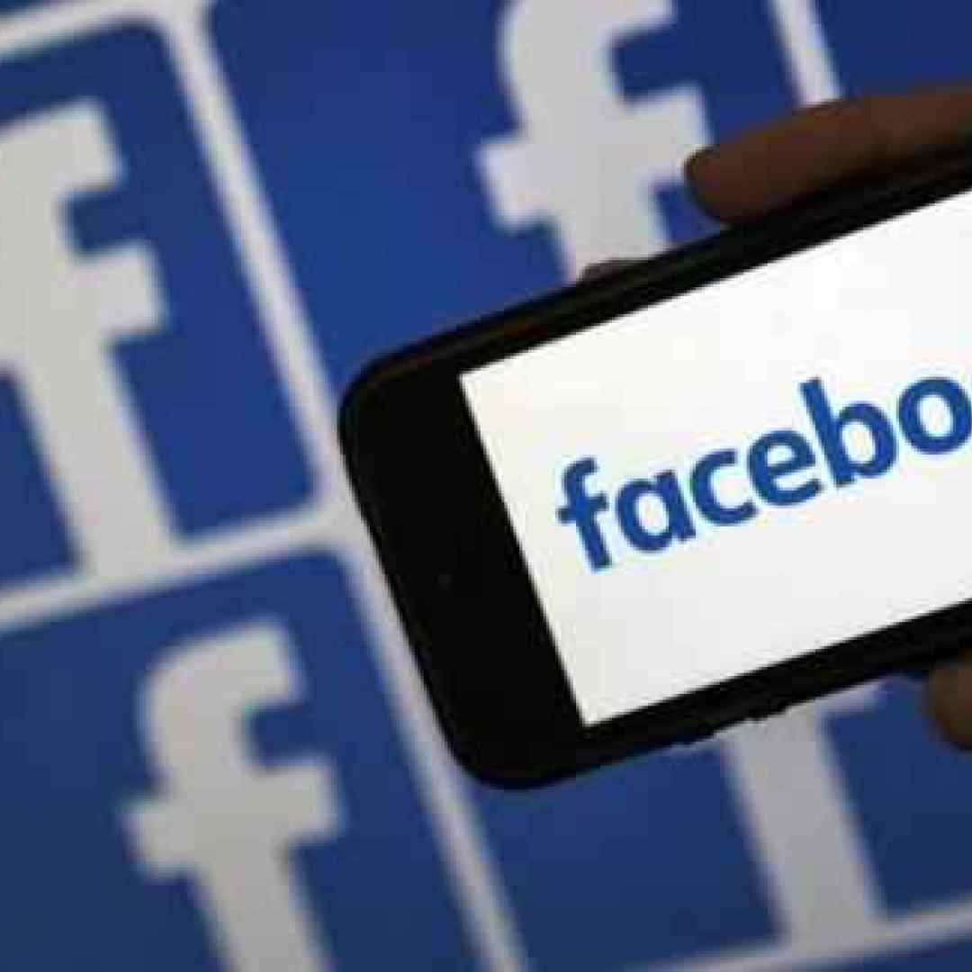 Facebook. Breaking news estese, bug iOS risolto, account falsi out