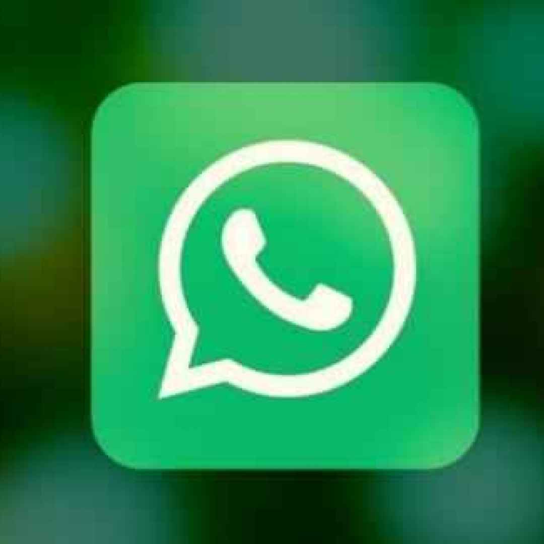WhatsApp. Compie 10 anni e li festeggia con un minor update