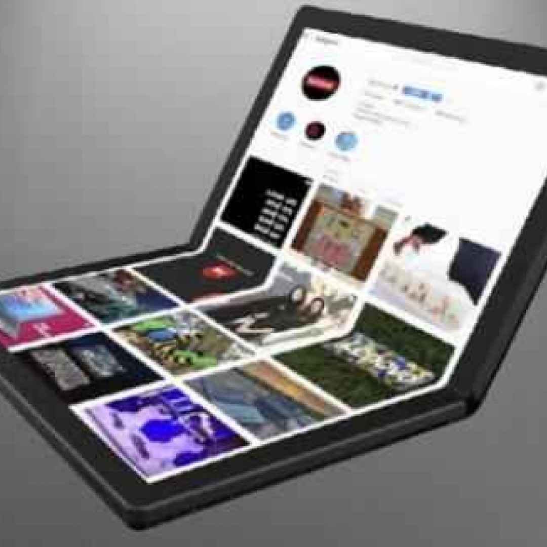 Lenovo: ThinkPad X1 Fold, al CES 2020 il tablet pieghevole che diventa netbook