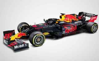 La Red Bull replica alla Ferrari, svelando poco fa sui social la RB16 con cui insieme a Max Verstapp