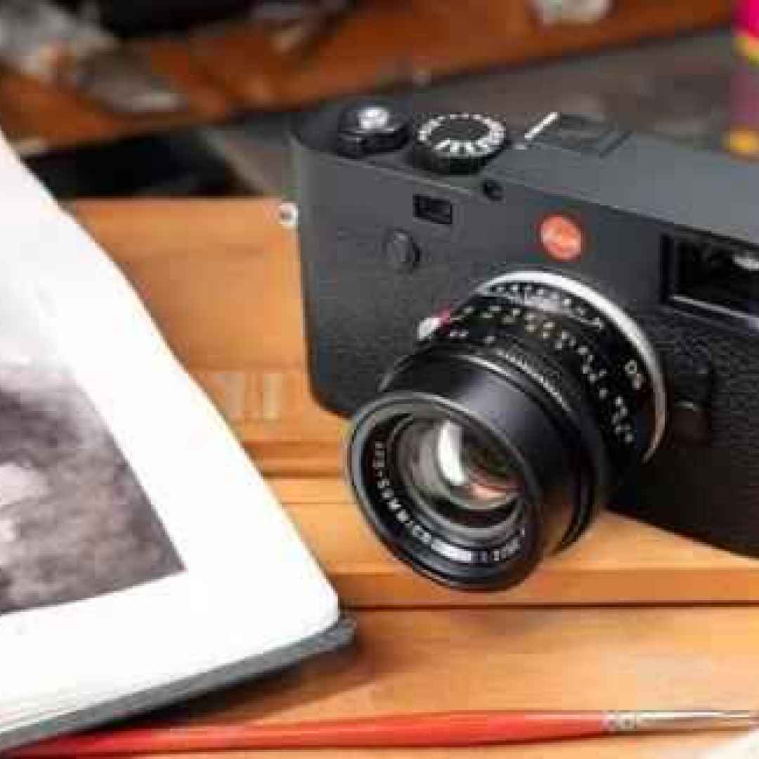 Leica M10-R. Ufficiale la fotocamera extralusso da 40 mpx con telemetro