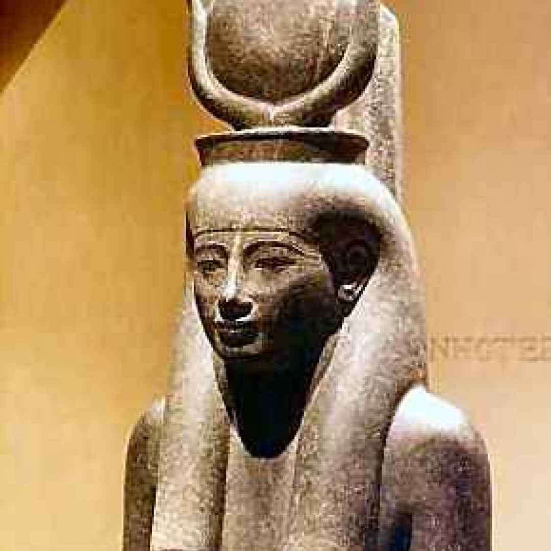 dèi  egitto  hathor  mitologia egizia