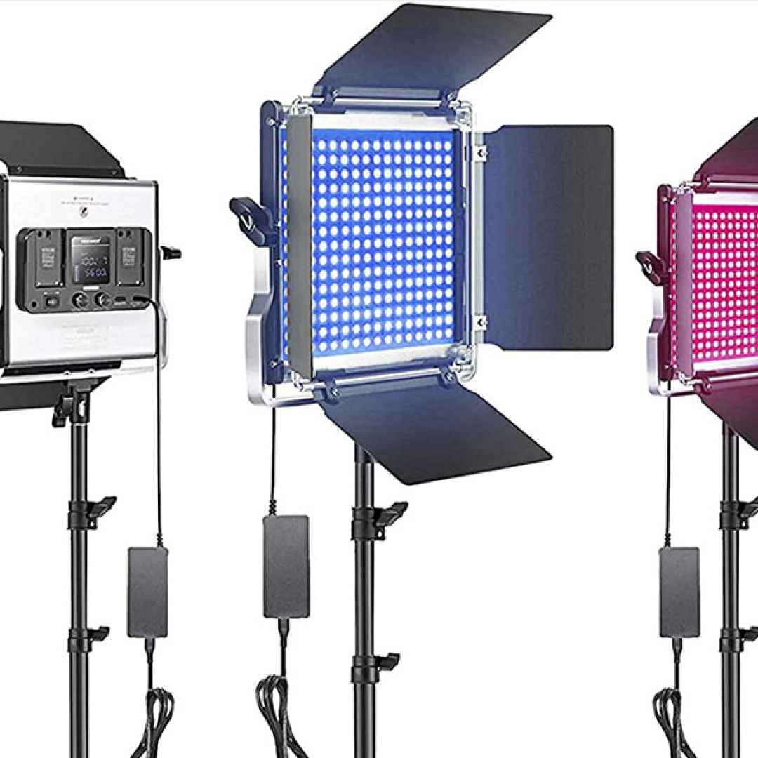 Illuminatori led RGB, soluzione creativa per fotografi e videomaker