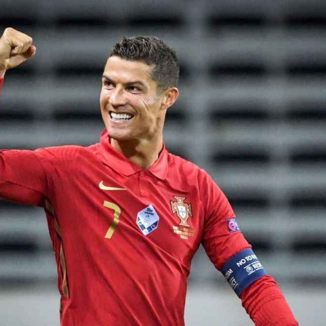 Cristiano Ronaldo dal ritiro del Portogallo: "Futuro? Alla Juve o via sarà per il meglio"